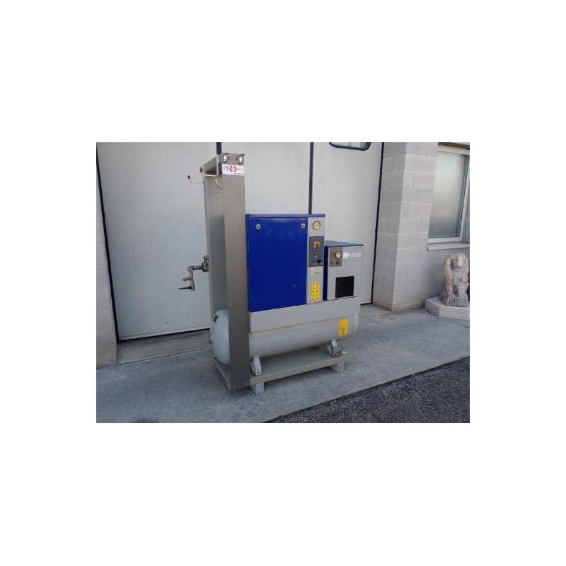 COMPRESSORE A VITE CON ESSICATORE COMPRESSORE A VITE CON ESSICATORE